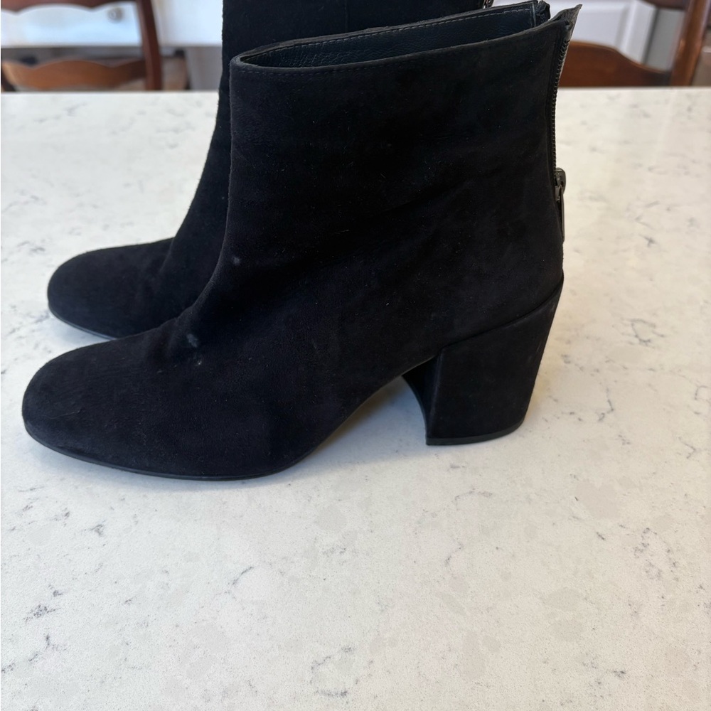 Stuart Weitzman Maeve Bootie, Sz 8.5